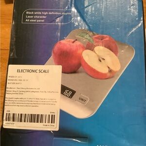 Electronic Scale with Apple Design